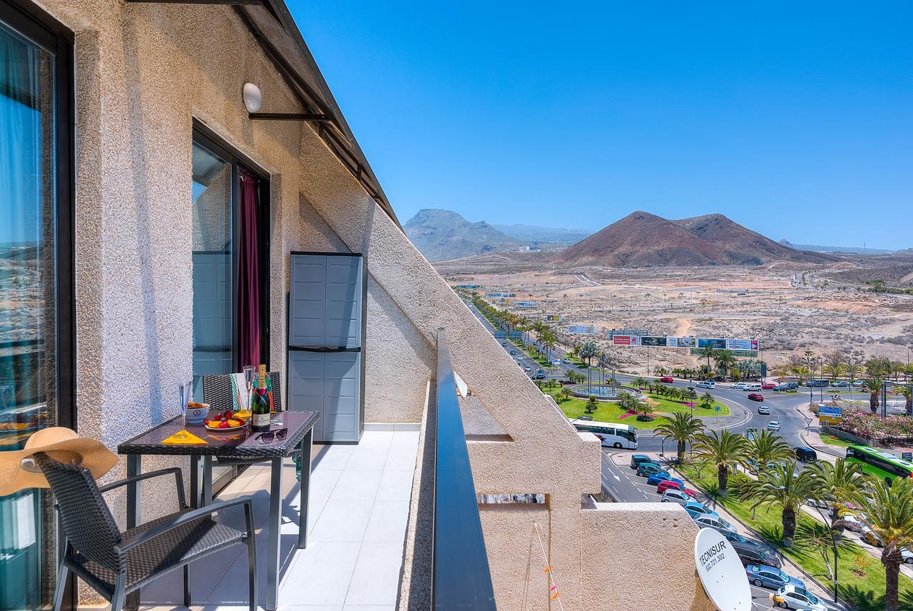 Modern Apartment Los Cristianos Center Buitenkant foto