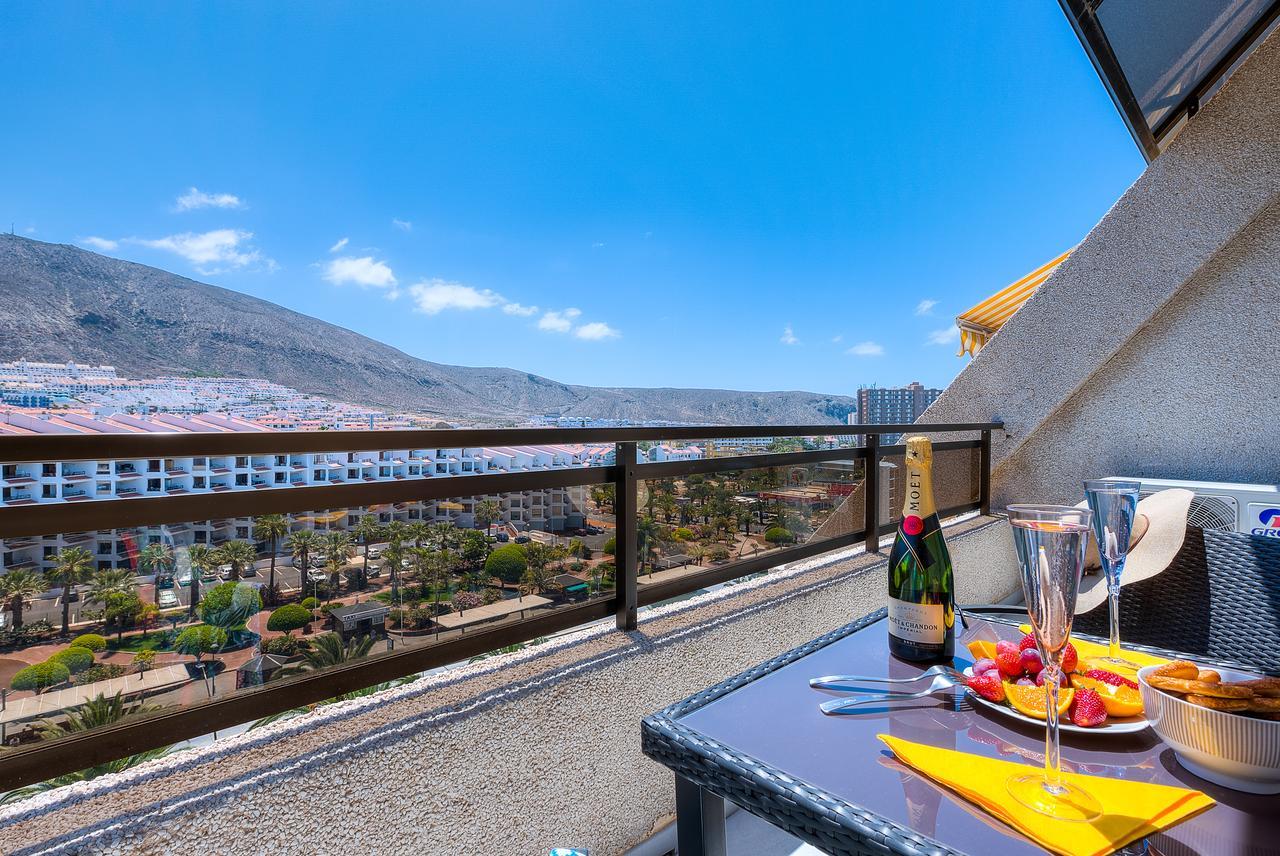 Modern Apartment Los Cristianos Center Buitenkant foto
