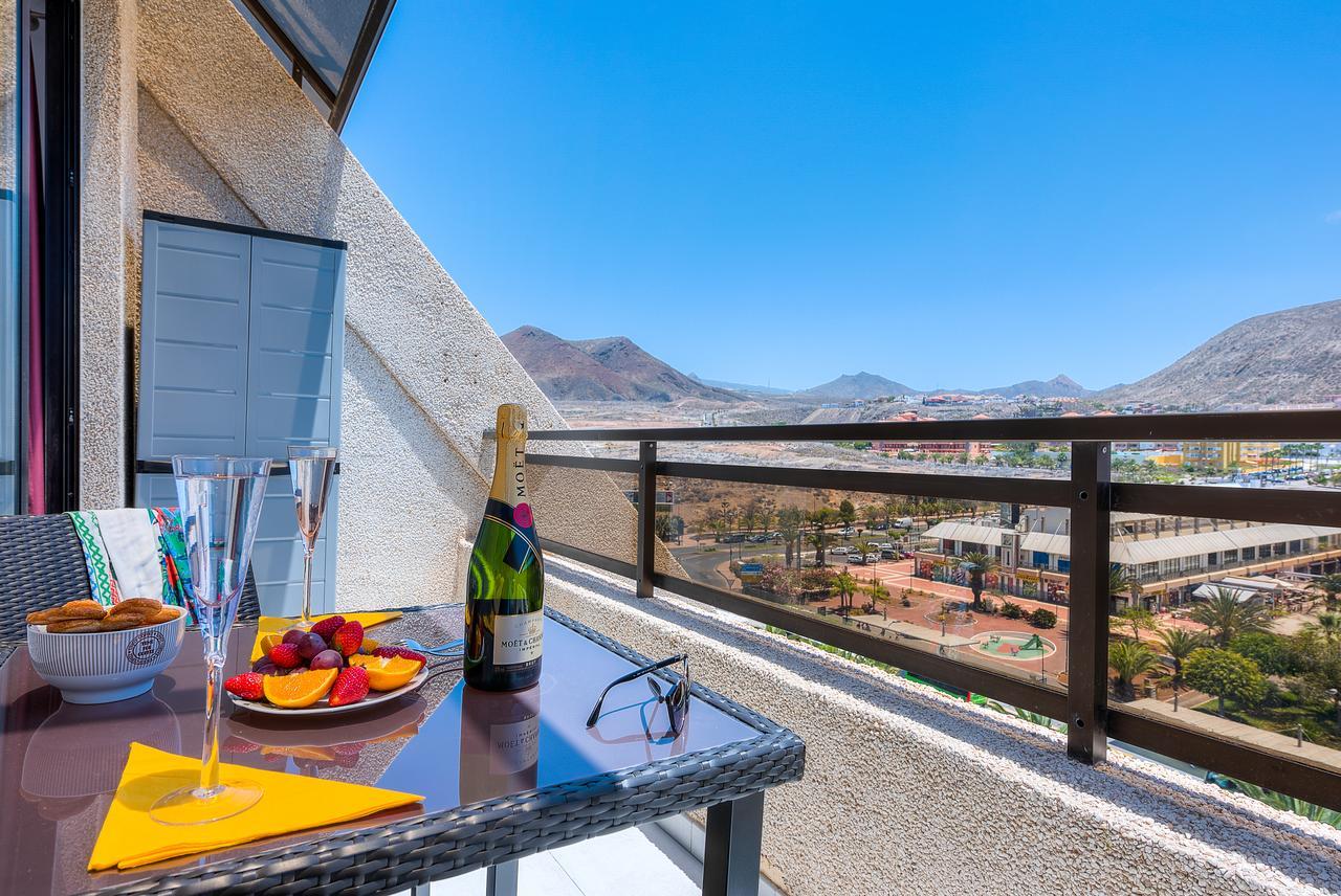 Modern Apartment Los Cristianos Center Buitenkant foto