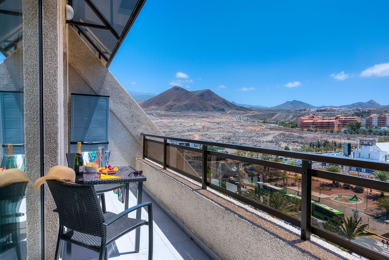 Modern Apartment Los Cristianos Center Buitenkant foto