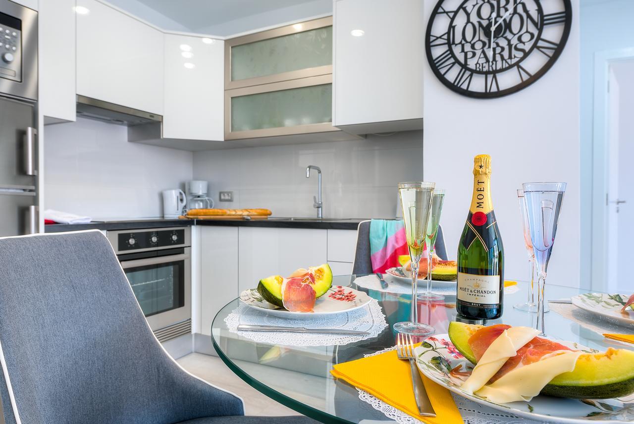 Modern Apartment Los Cristianos Center Buitenkant foto