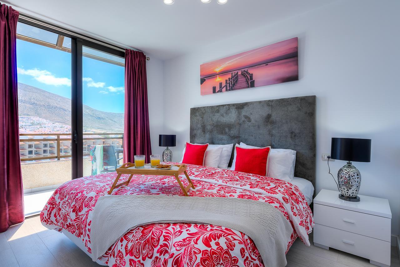 Modern Apartment Los Cristianos Center Buitenkant foto